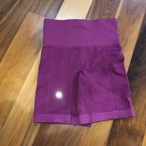 Lululemon bike shorts / spandex size 2!!